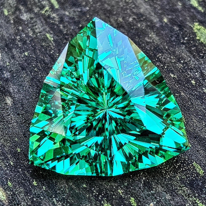 Teal "Paraiba" YAG, Trillian Internal Reflections Cut, 52.4 Carats - DJEVA