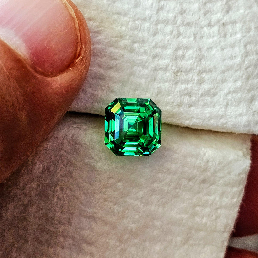 Vivid Green Vanadium YAG, Asscher Cut, 5.45 Carats - DJEVA