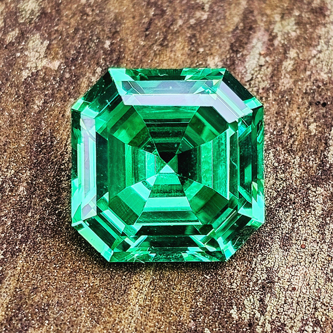 Vivid Green Vanadium YAG, Asscher Cut, 6.15 Carats - DJEVA