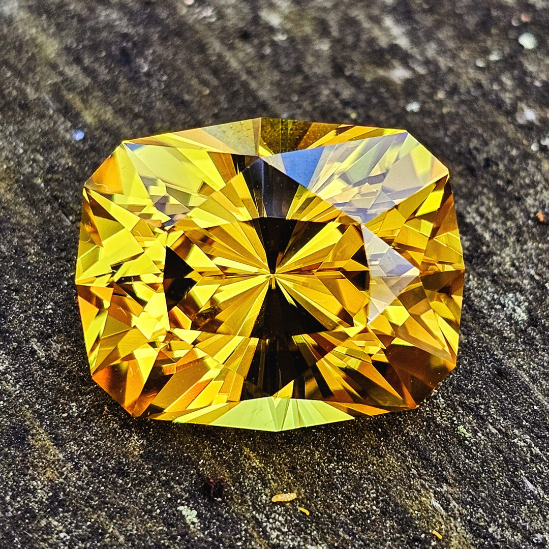 Yellow Czochralski Lab Sapphire, House Of Sylas Long Cushion Cut, 27.1 Carats - DJEVA