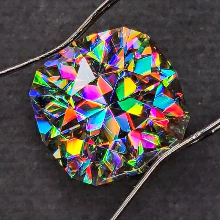 Rutile 🌈🍭🦄, House Of Sylas Cushion Cut, 13 Carats - DJEVA