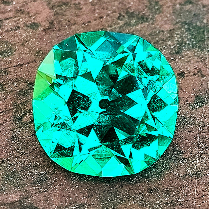 Colombian Color Green Lab Emerald, Antique Cushion Cut, 4.7 Carats