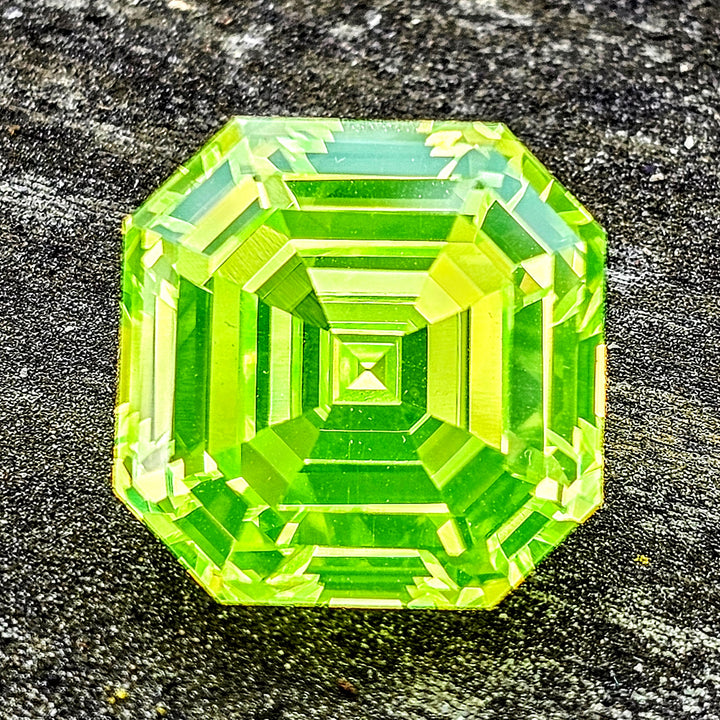 Green LuAG, Asscher Cut, 39.68 Carats