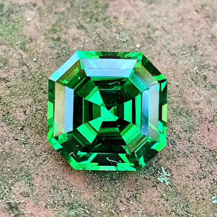 Green CTH YAG, Asscher Cut, 6.93 Carats