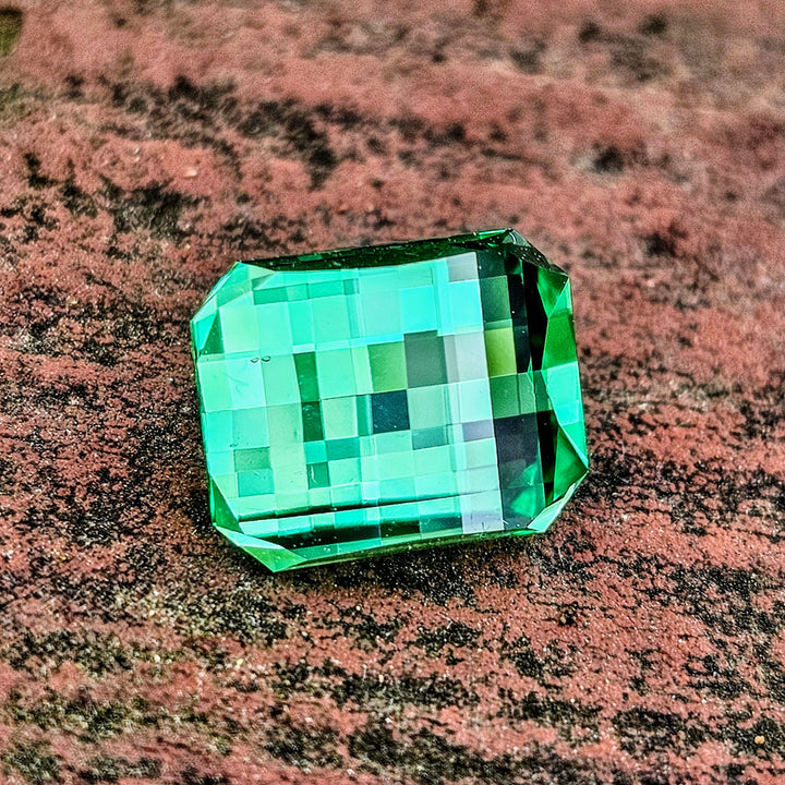 Djeva Green Lab Sapphire, Pixel Rectangle Cut, 5.06 Carats