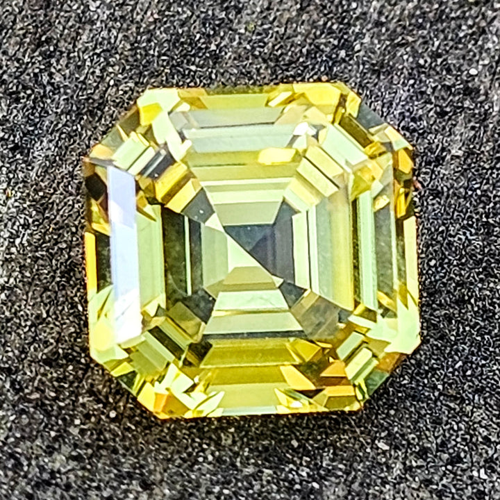 Yellow Lab Sapphire, Asscher Cut, 6.07 Carats