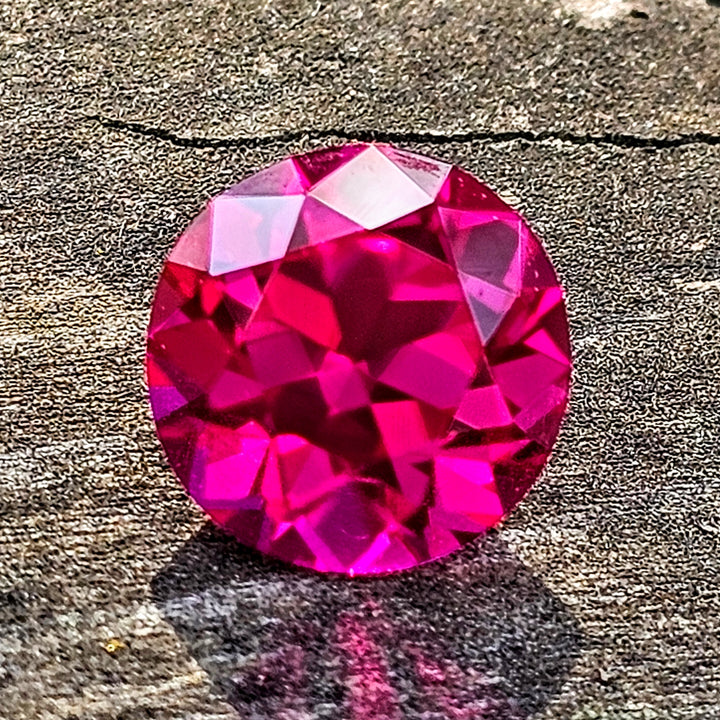 Fire Neon Pink Lab Sapphire, Traditional Round Brilliant Cut, 8.20 Carats