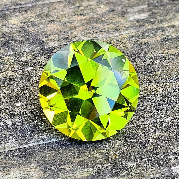 Peridot Green Colored Lab Sapphire, Traditional Round Brilliant Cut, 8.44 Carats