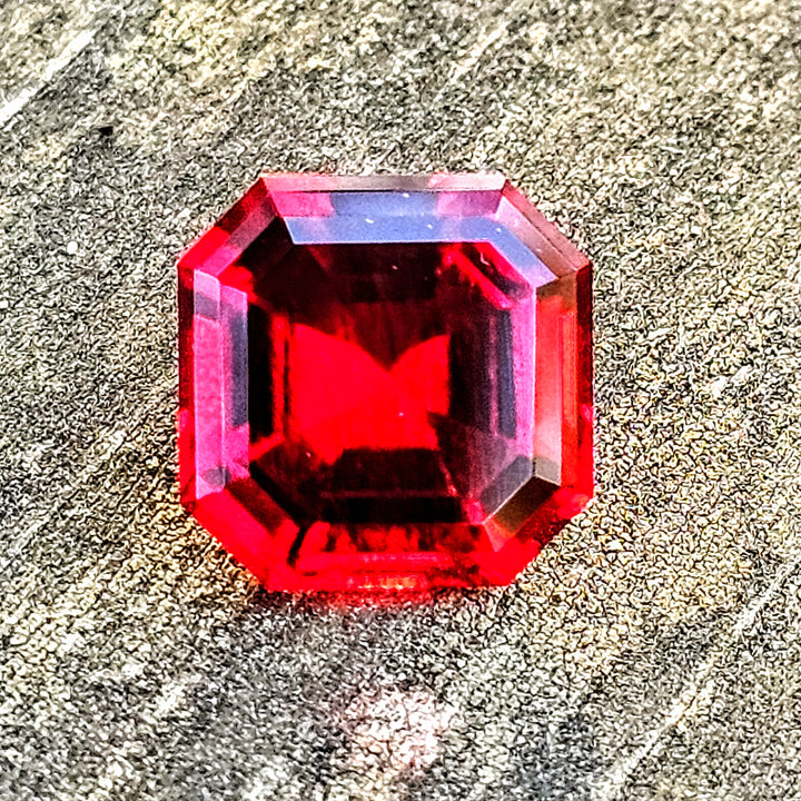 Red Lab Beryl, Asscher Cut, 3.37 Carats