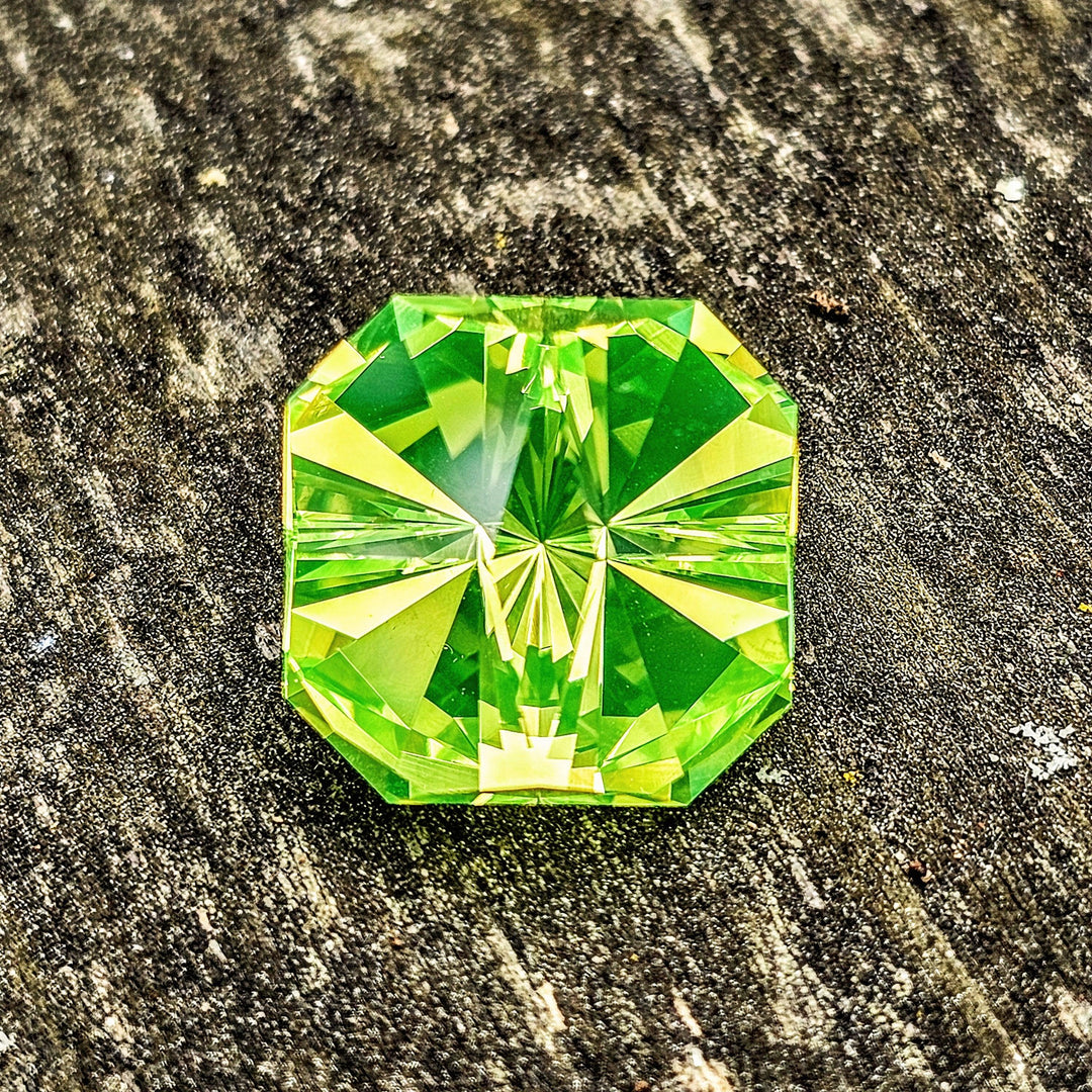 Green LuAG, Tessellation Cut, 42.1 Carats - DJEVA