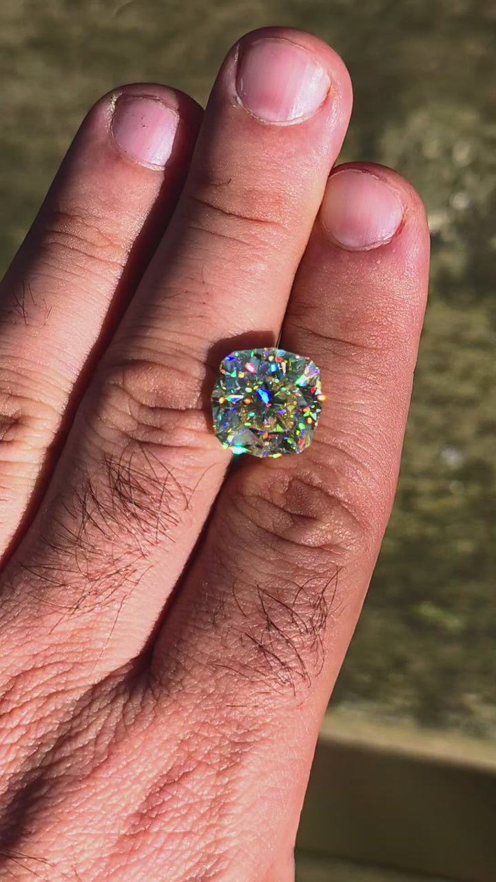 White Rutile 🌈🍭🦄, House Of Sylas Cushion Cut, 13.80 Carats