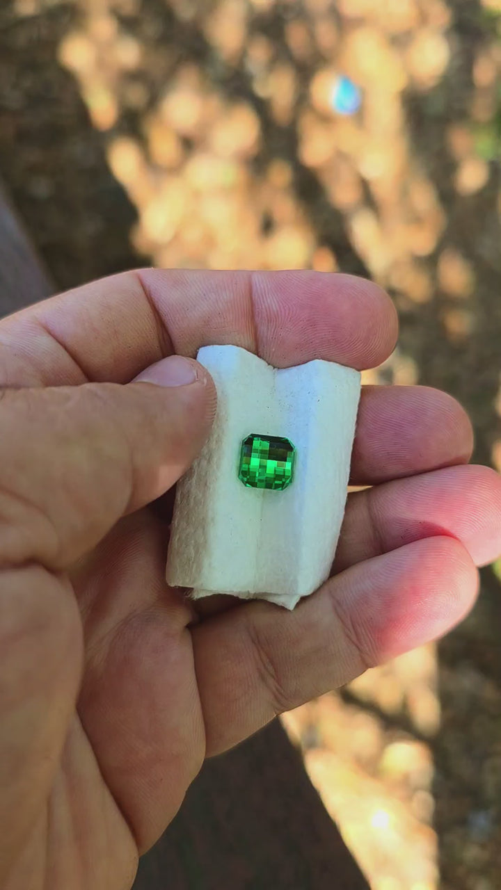 Green CTH YAG, Pixel Square Cut, 5.34 Carats .