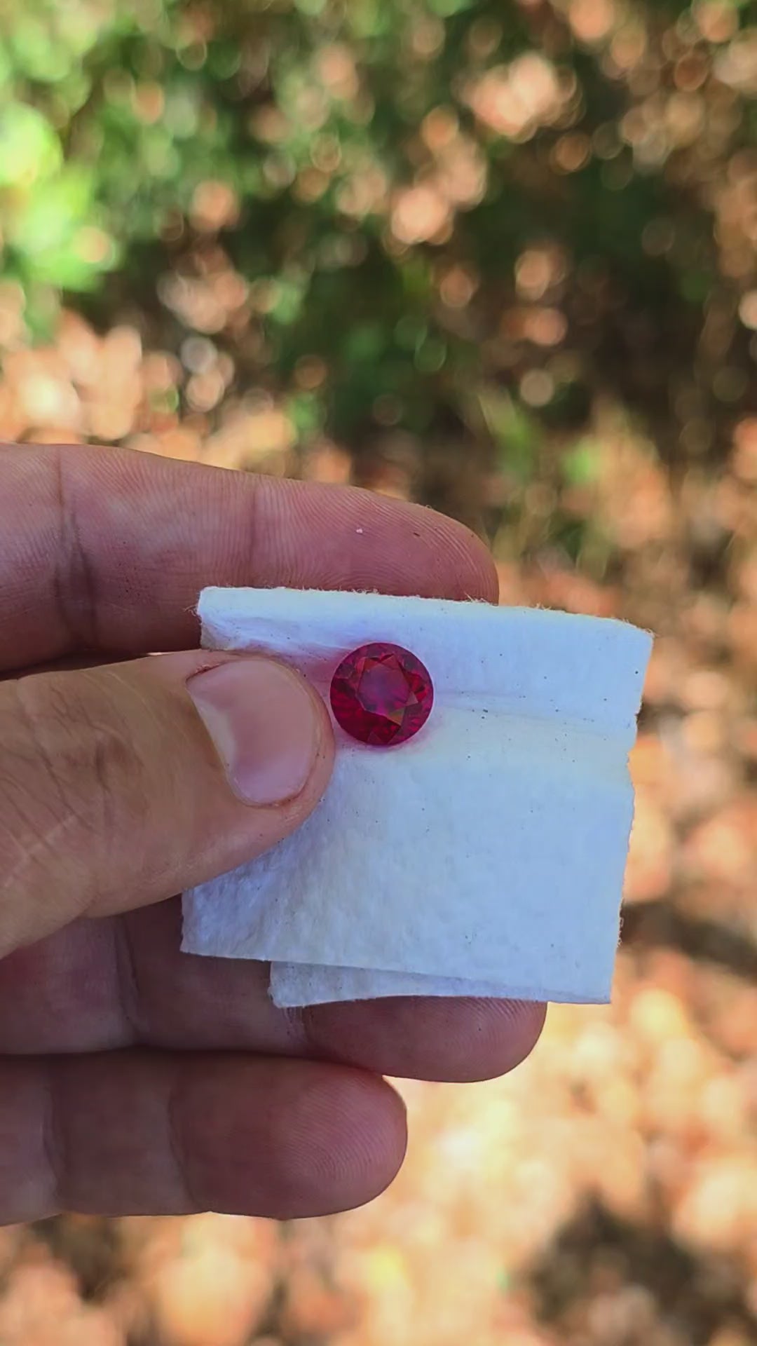 Pigeon Blood Lab Spinel, Traditional Round Brilliant Cut, 5.42 Carats