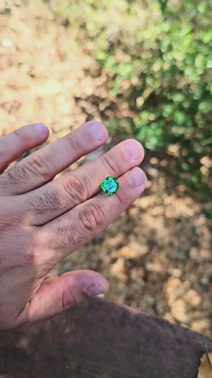 Green CTH YAG, Asscher Cut, 8.48 Carats