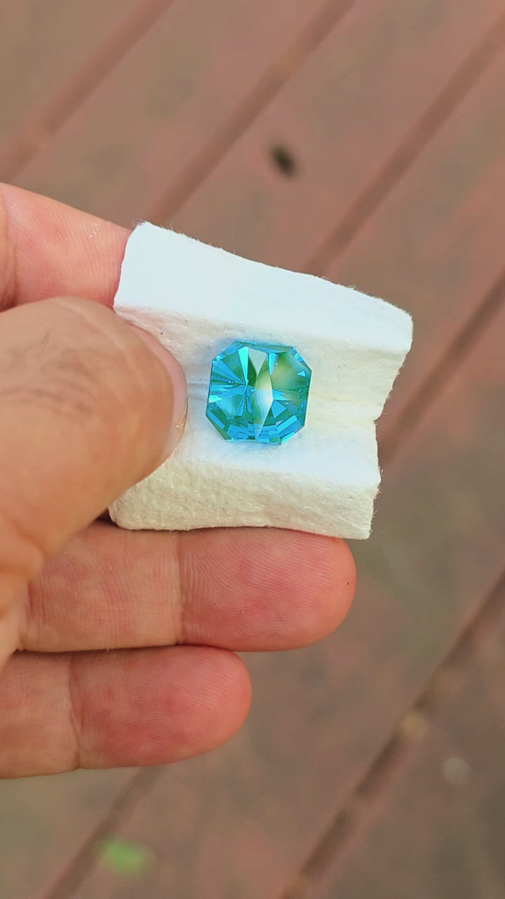 Teal Lab Spinel, Tessellation Cut, 10.87 Carats