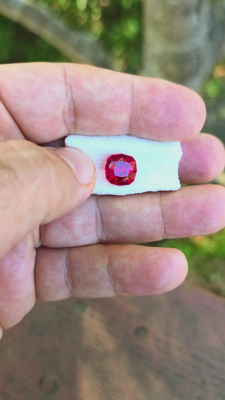 Pigeon Blood Lab Spinel, House Of Sylas Cushion Cut, 4.76 Carats