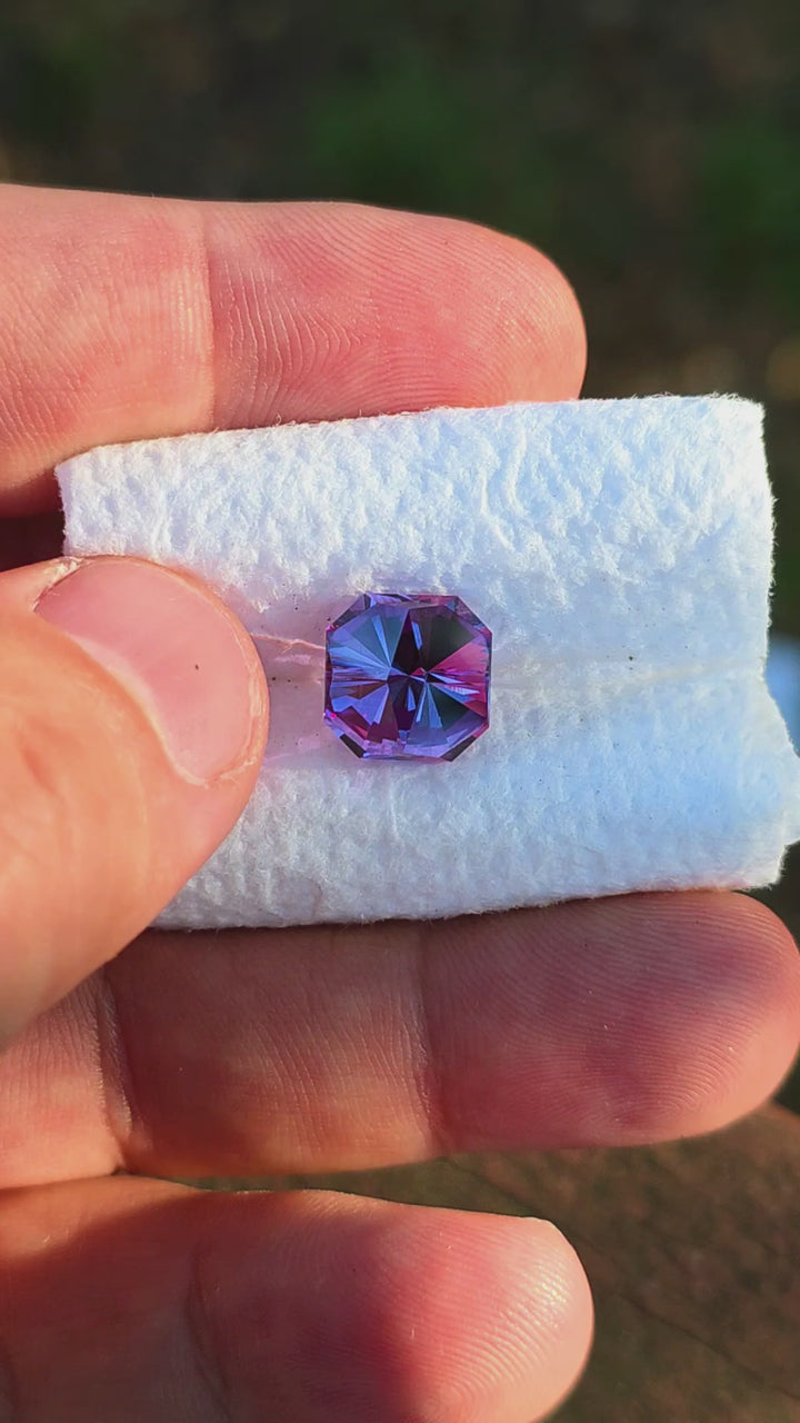 Purple Lab Sapphire, Tessellation Cut, 6.00 Carats