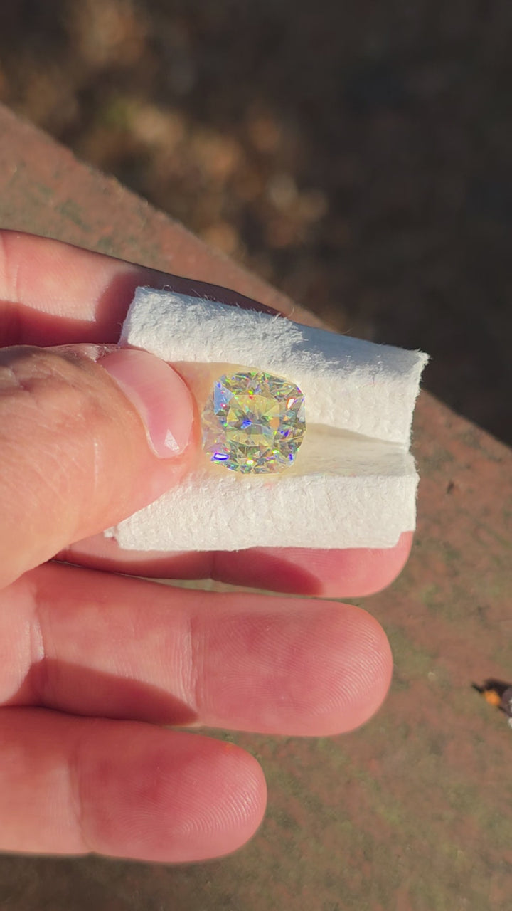White Rutile 🌈🍭🦄, House Of Sylas Cushion Cut, 11.02 Carats