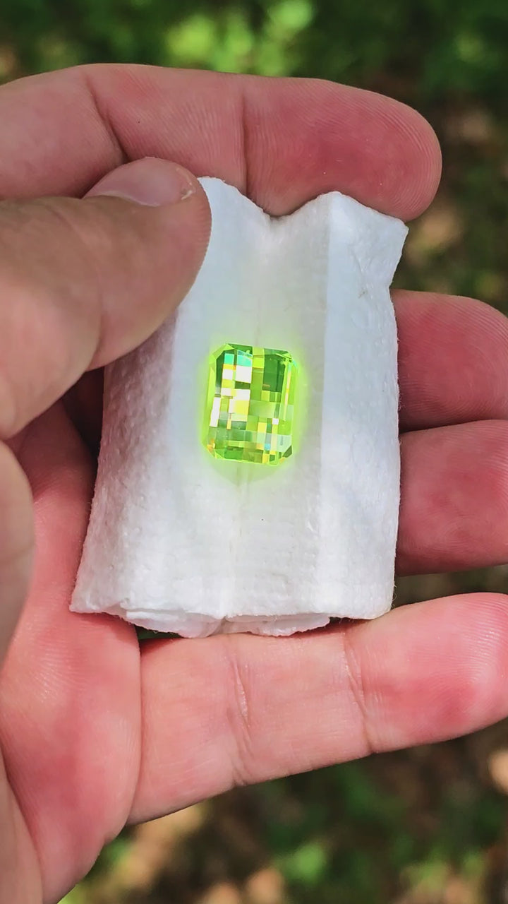 Green LuAG, Pixel Rectangle Cut, 19.27 Carats