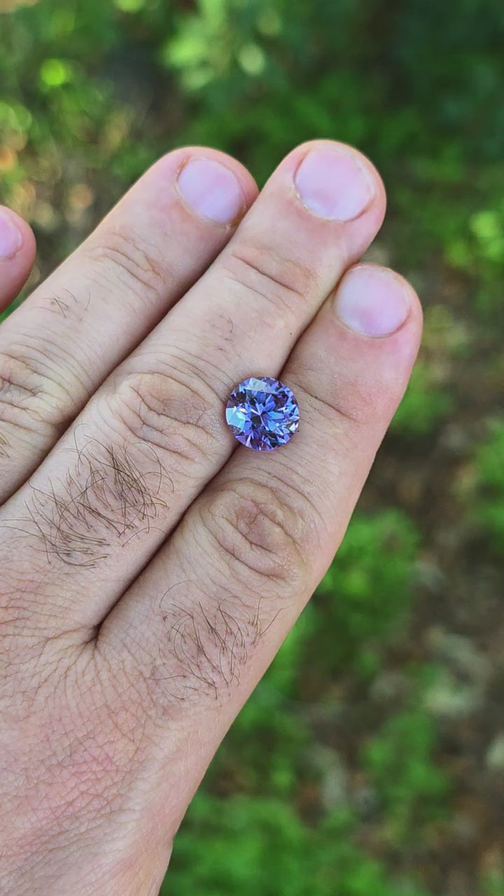 Djeva Color Change Lab Sapphire, Modern Round Brilliant Cut, 5.23 Carats