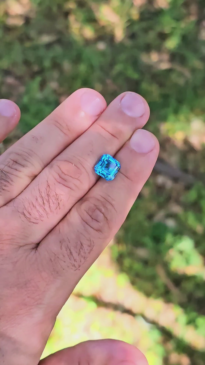 Blue Cobalt YAG, Asscher Cut, 7.50 Carats