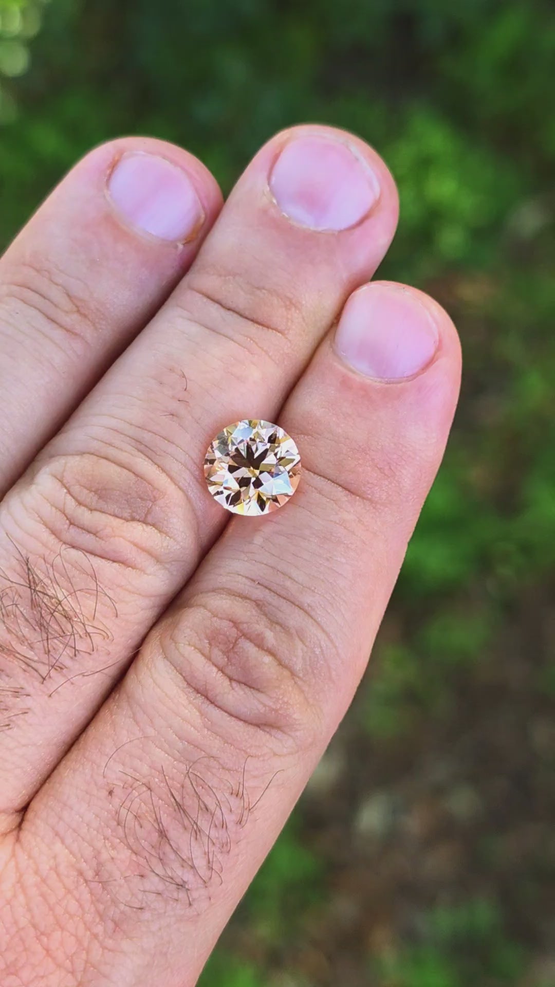 Peachy 🍑 "Morganite" Colored Lab Sapphire, Modern Round Brilliant Cut, 5.11 Carats