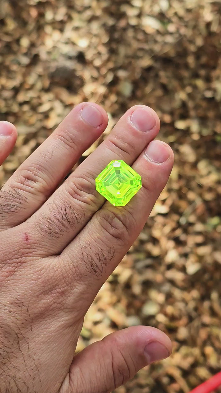 LuAG "ULTRA GREEN", Asscher Cut, 60.65 Carats