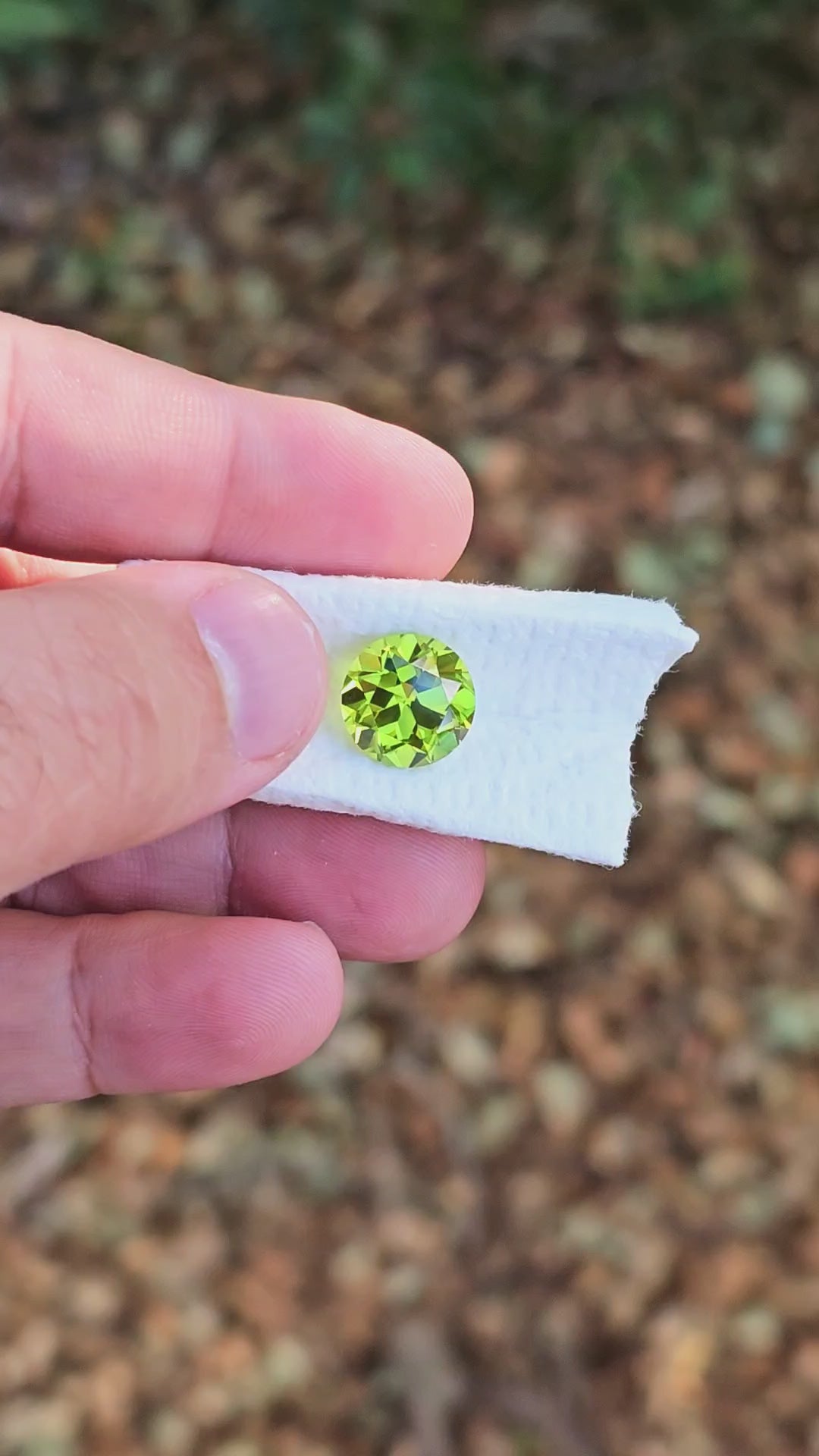 Peridot Green Colored Lab Sapphire, Traditional Round Brilliant Cut, 8.44 Carats