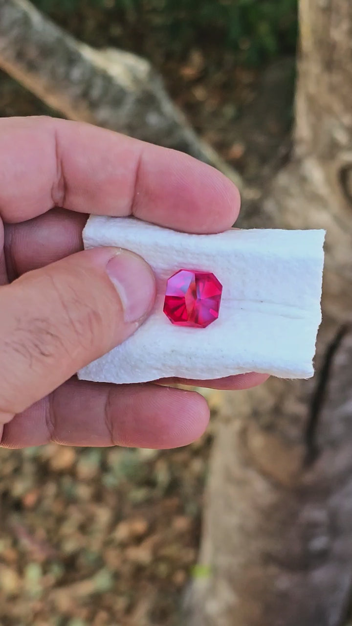 Pigeon Blood Lab Spinel, Tessellation Cut, 10.80 Carats