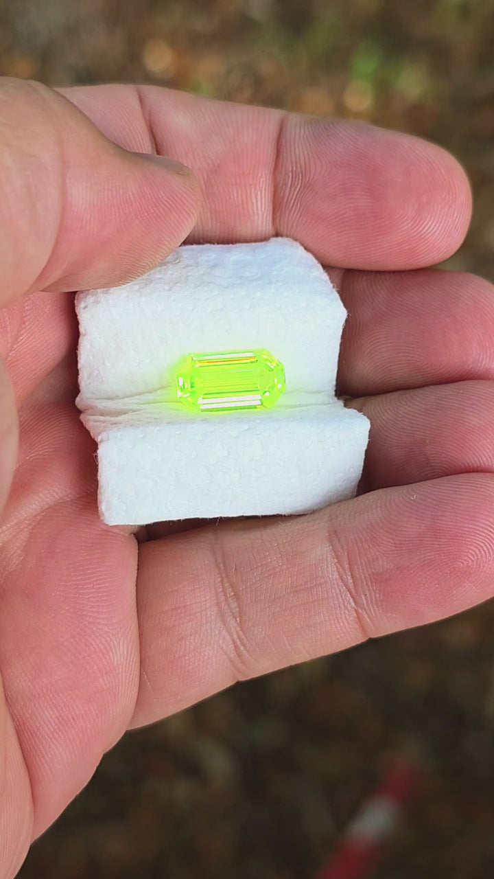 Green LuAG, Stretched Octagon Cut, 6.50 Carats