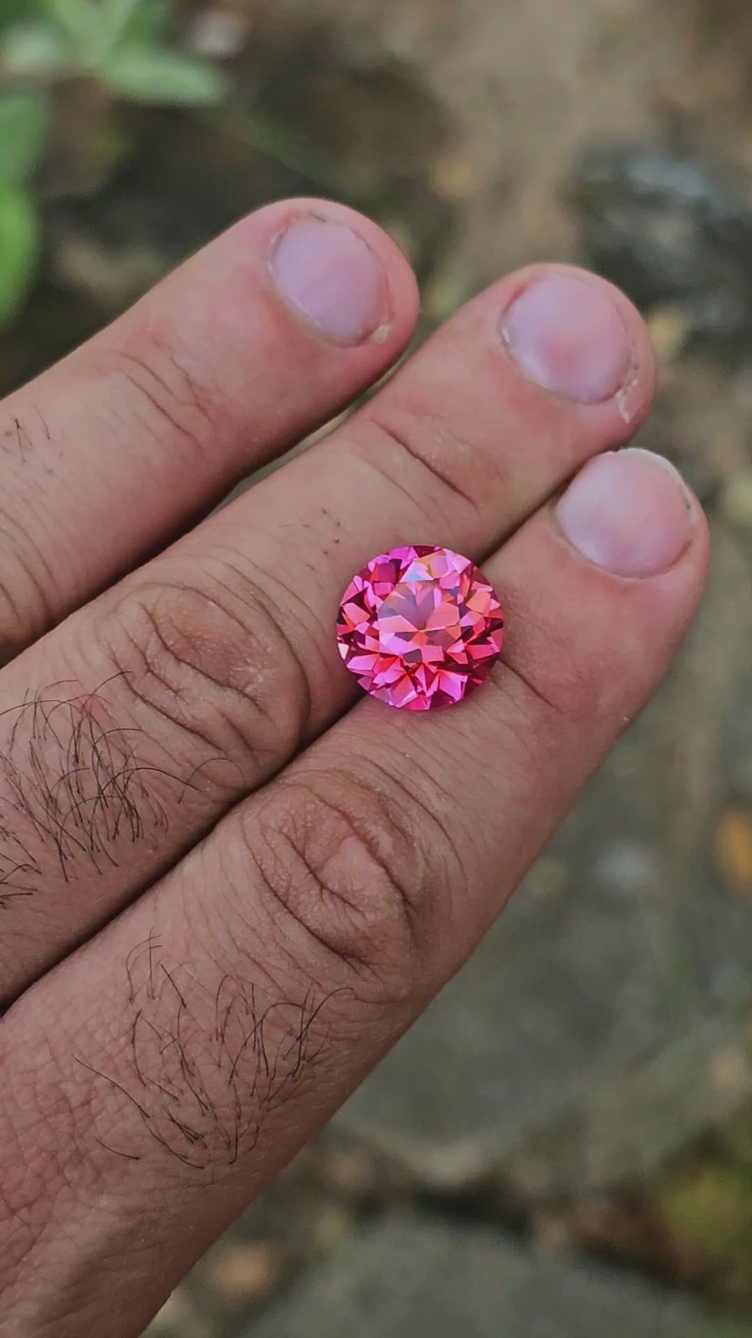 Fire Padparadscha Lab Sapphire, Traditional Round Brilliant Cut, 11.75 Carats