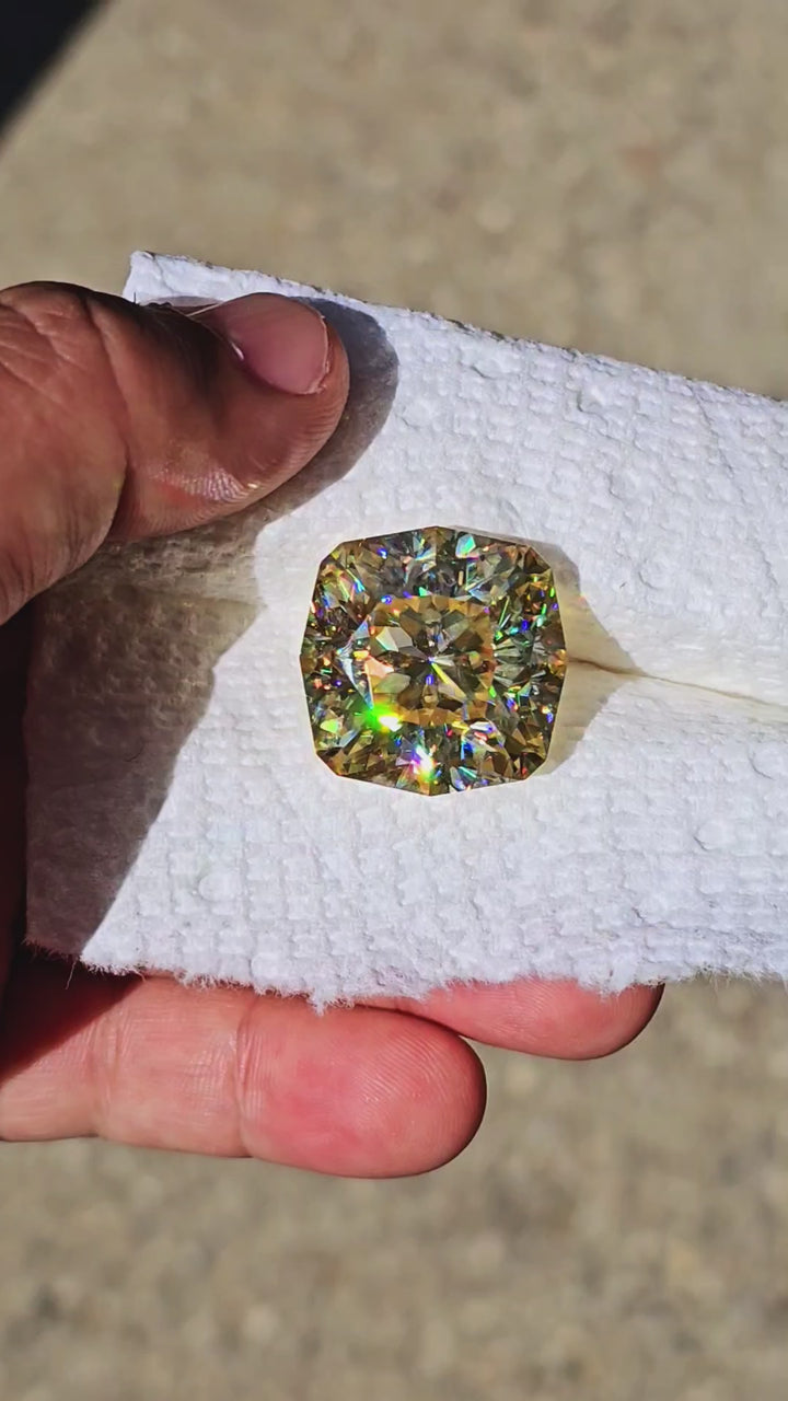 White Rutile 🌈🍭🦄, House Of Sylas Cushion Cut, 80.4 Carats