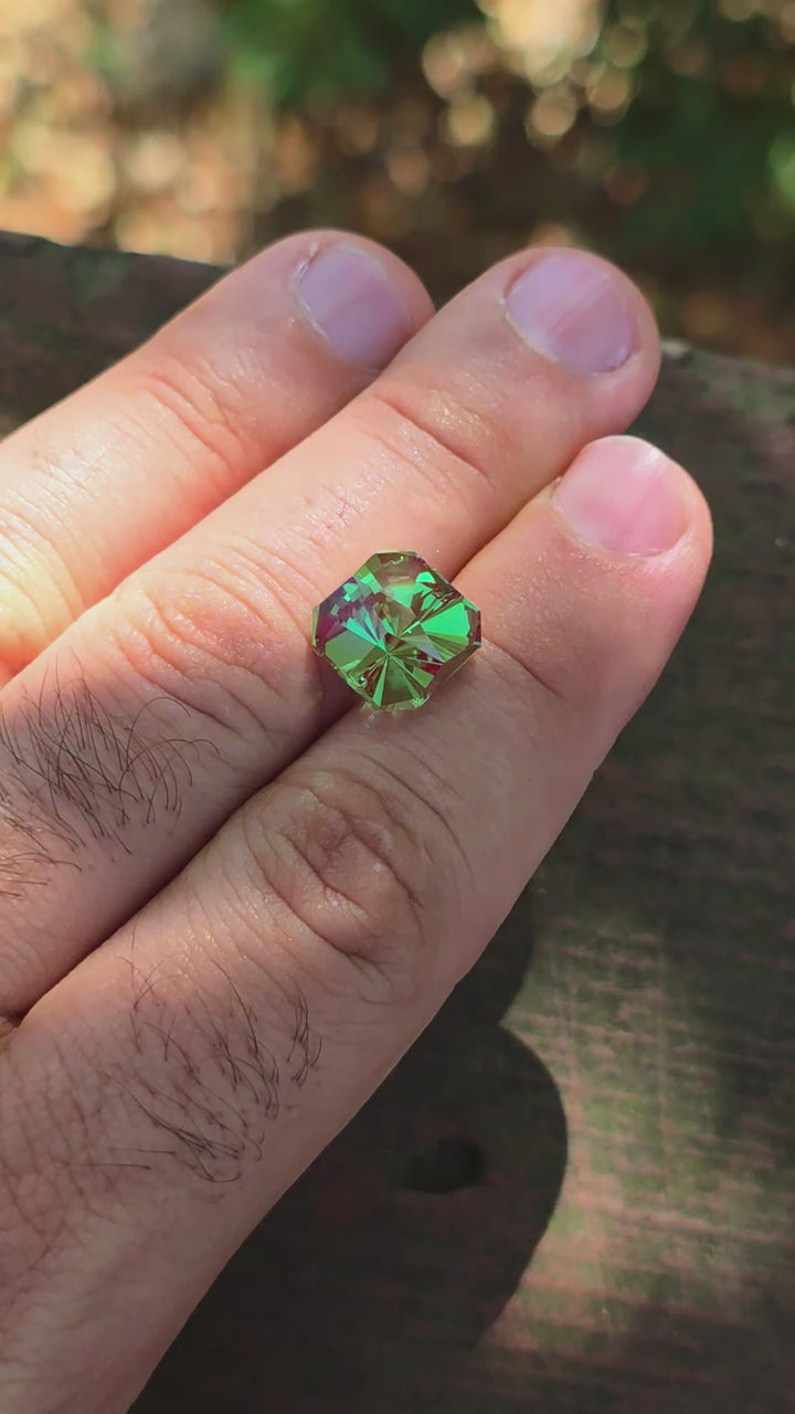 Kyroupolos Green and Red Christmas Garnet, Tessellation Cut, 10.60 Carats