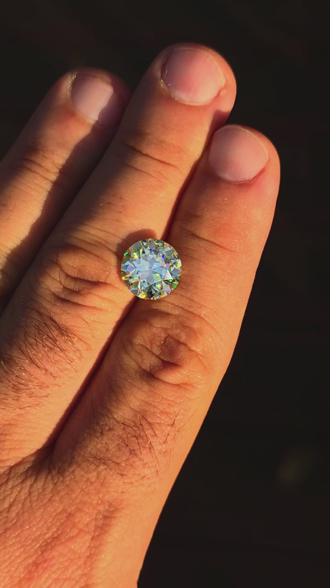 White Rutile 🌈🍭🦄, Traditional Round Brilliant Cut, 6.80 Carats
