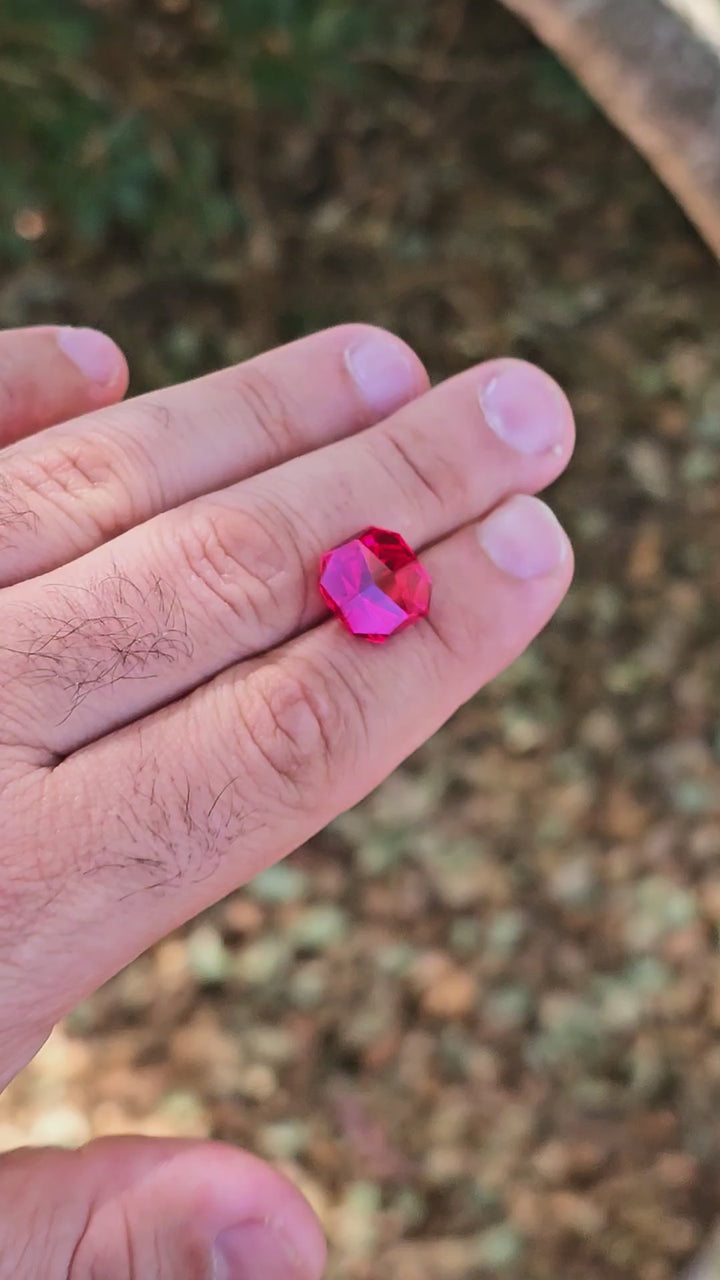 Pigeon Blood Lab Spinel, Tessellation Cut, 10.80 Carats