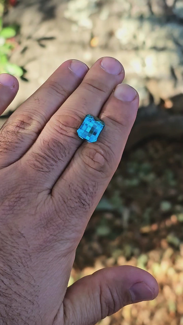 Cerulean Blue Lab Sapphire, Pixel Rectangle Cut, 10.80 Carats