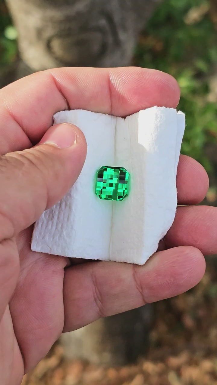 Vivid Green Vanadium YAG, Pixel Square Cut, 11.07 Carats