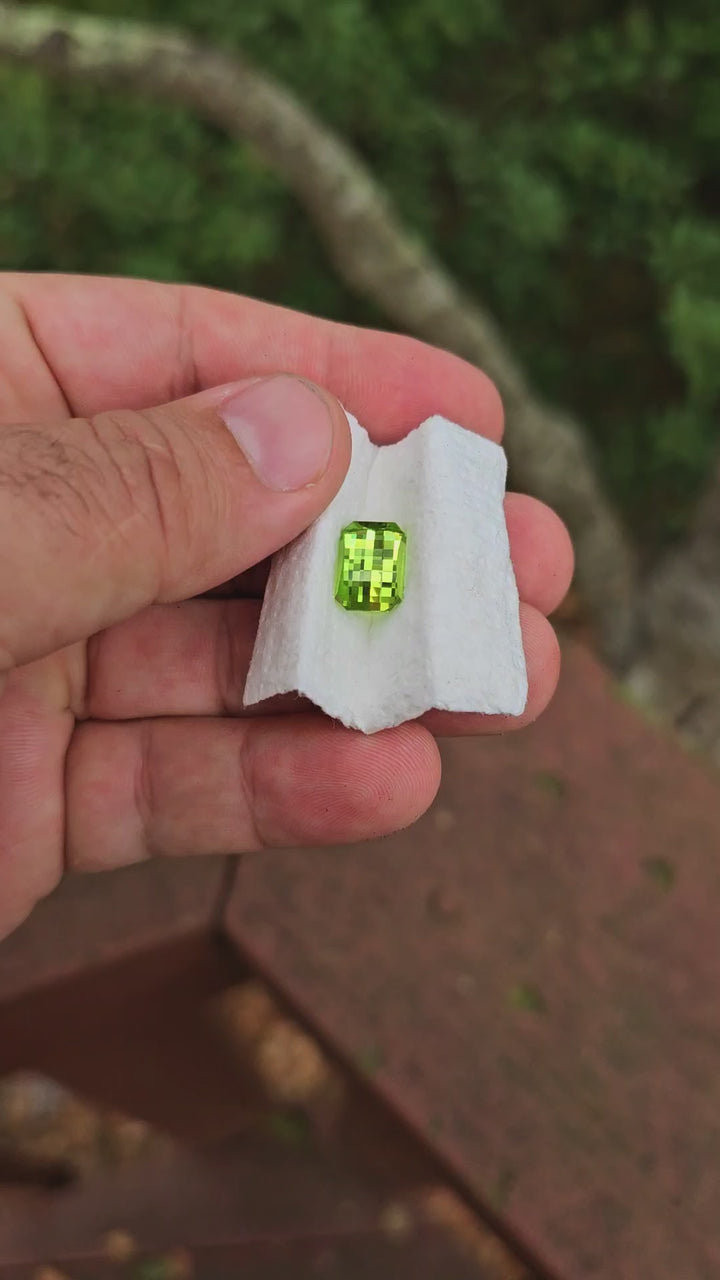 Peridot Green Colored Lab Sapphire, Pixel Rectangle Cut, 5.625 Carats