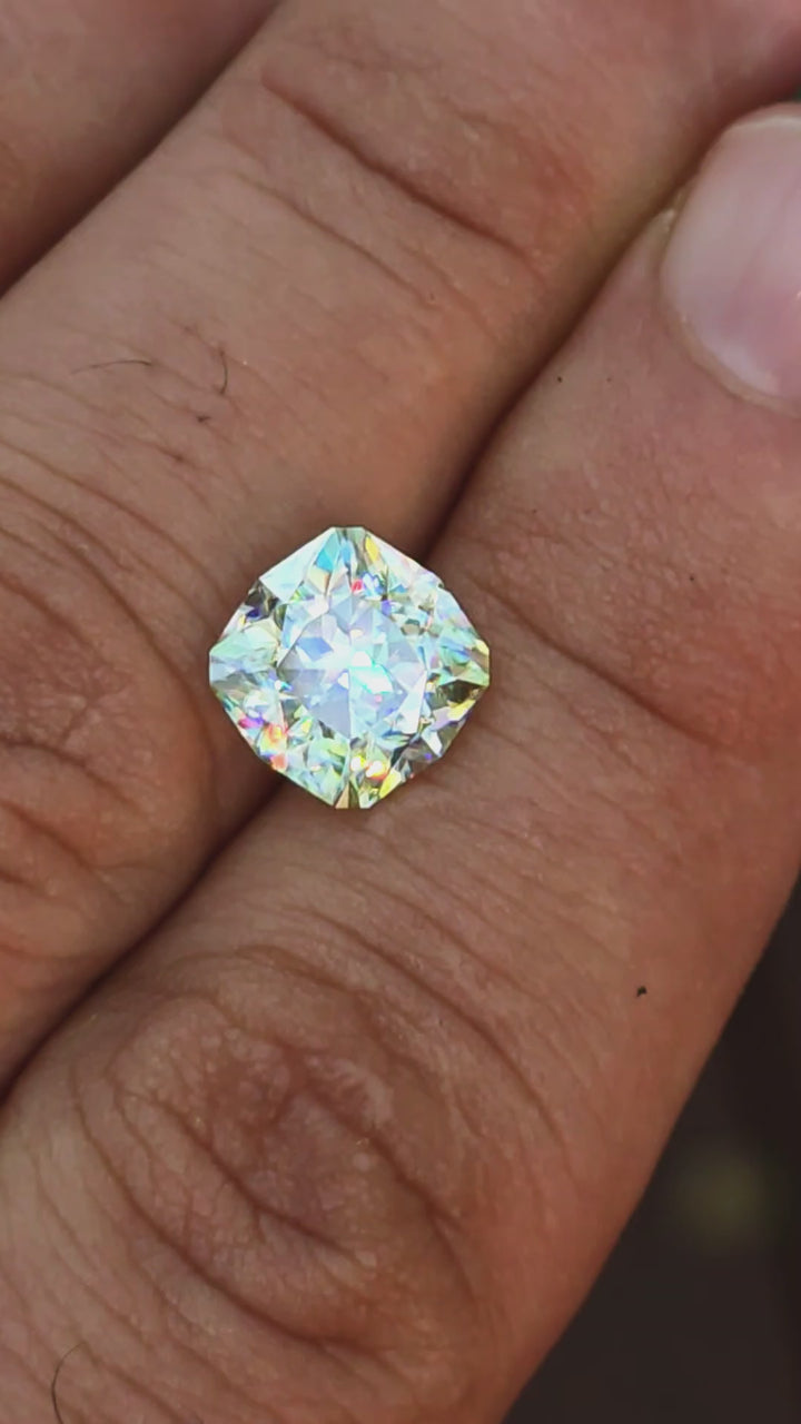 White Rutile 🌈🍭🦄, House Of Sylas Cushion Cut, 4.30 Carats