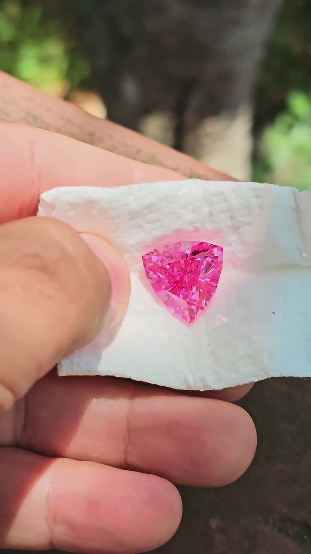 Light Pink-Orange Padparadscha Lab Sapphire, Trillian Internal Reflections Cut, 13.58 Carats