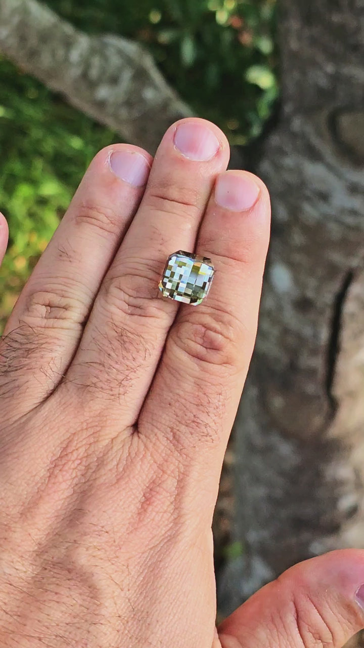 Smoky Lab Spinel , Pixel Square Cut, 10.30 Carats