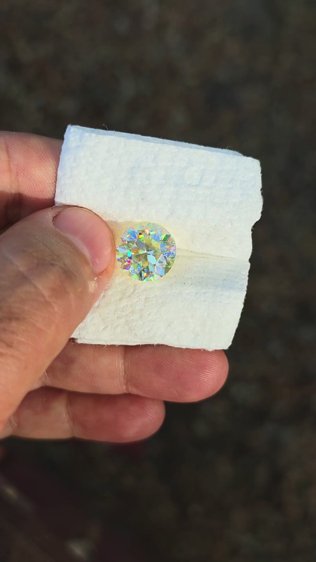 White Rutile 🌈🍭🦄, Traditional Round Brilliant Cut, 9.50 Carats