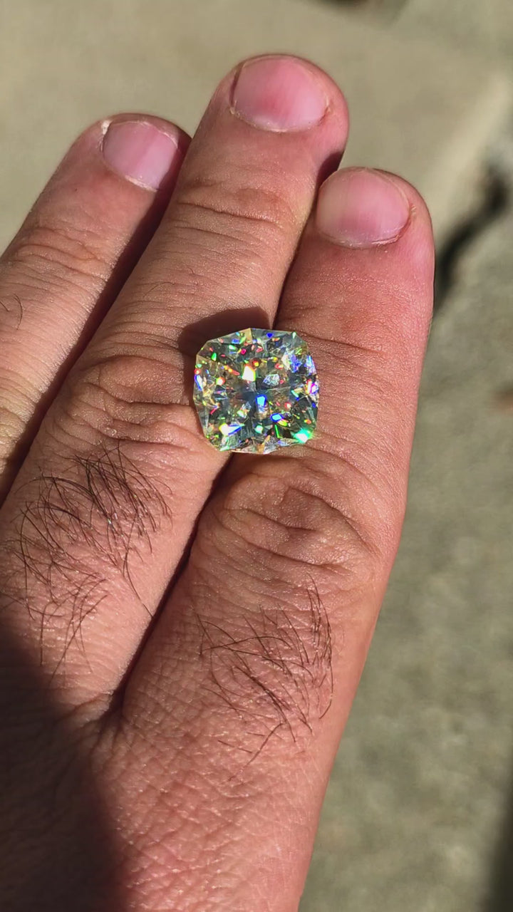 White Rutile 🌈🍭🦄, House Of Sylas Cushion Cut, 14.30 Carats