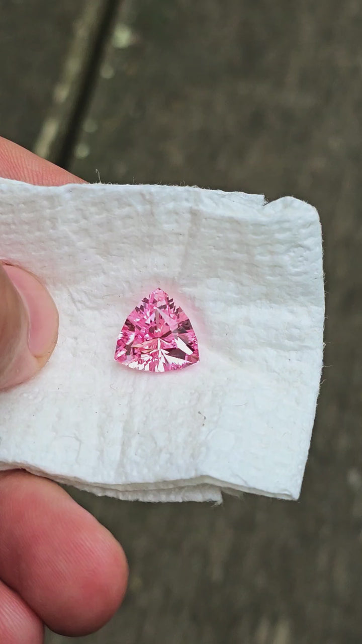 Pinkish Peach Padparadscha Lab Sapphire, Trillian Internal Reflections Cut, 8.08 Carats