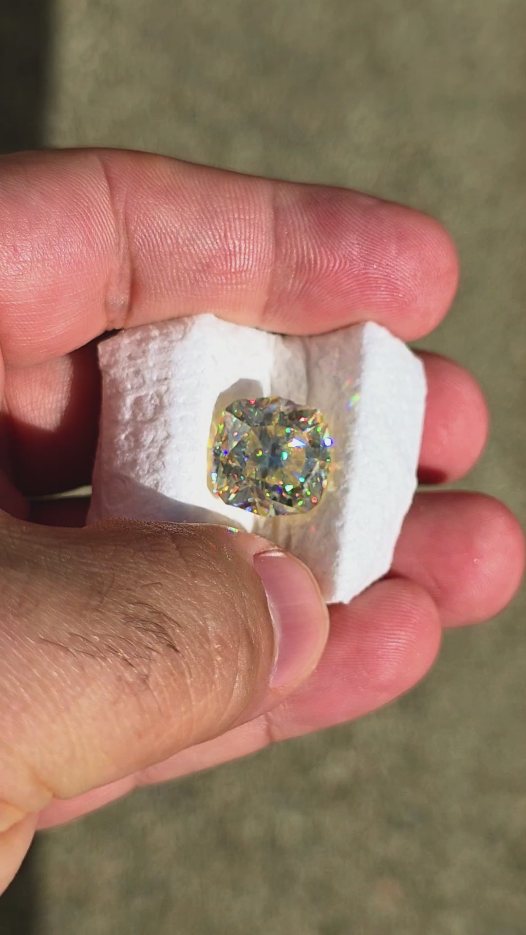 White Rutile 🌈🍭🦄, House Of Sylas Cushion Cut, 14.30 Carats