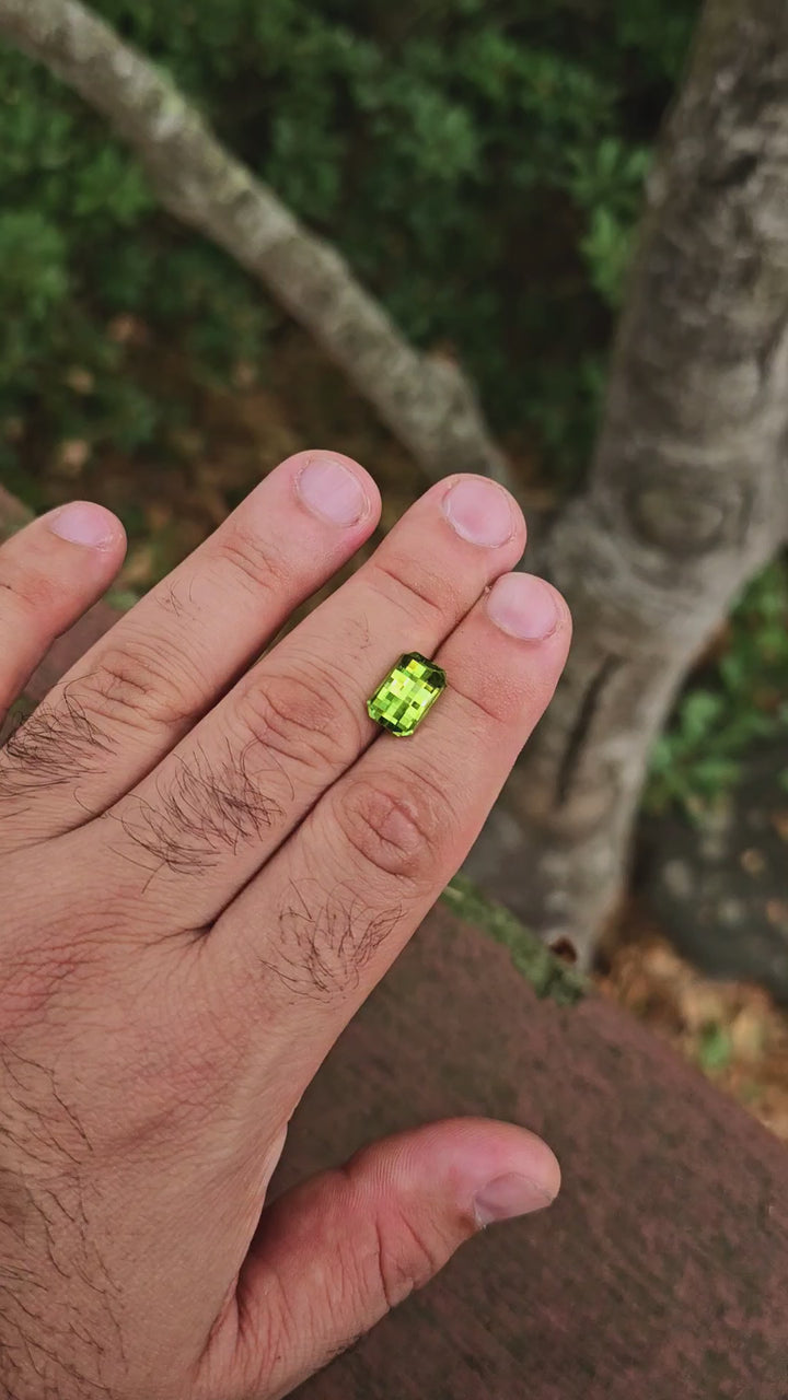 Peridot Green Colored Lab Sapphire, Pixel Rectangle Cut, 5.625 Carats