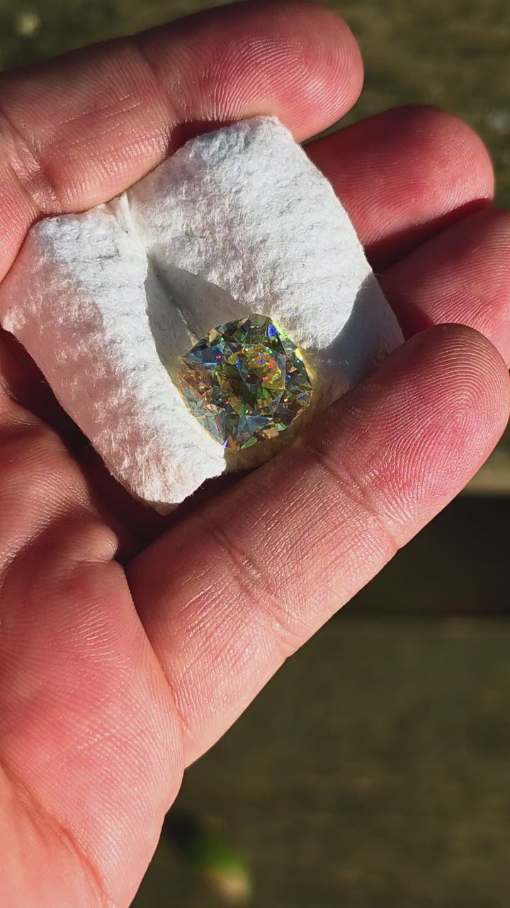 White Rutile 🌈🍭🦄, House Of Sylas Cushion Cut, 13.80 Carats