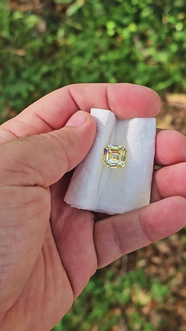 Experimental Samarium YAG, Asscher Cut, 11.24 Carats
