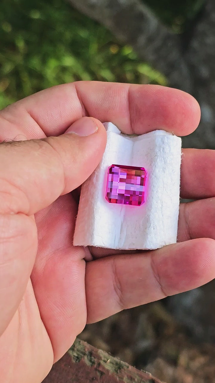 Pink Lab Sapphire, Pixel Square Cut, 16.61 Carats
