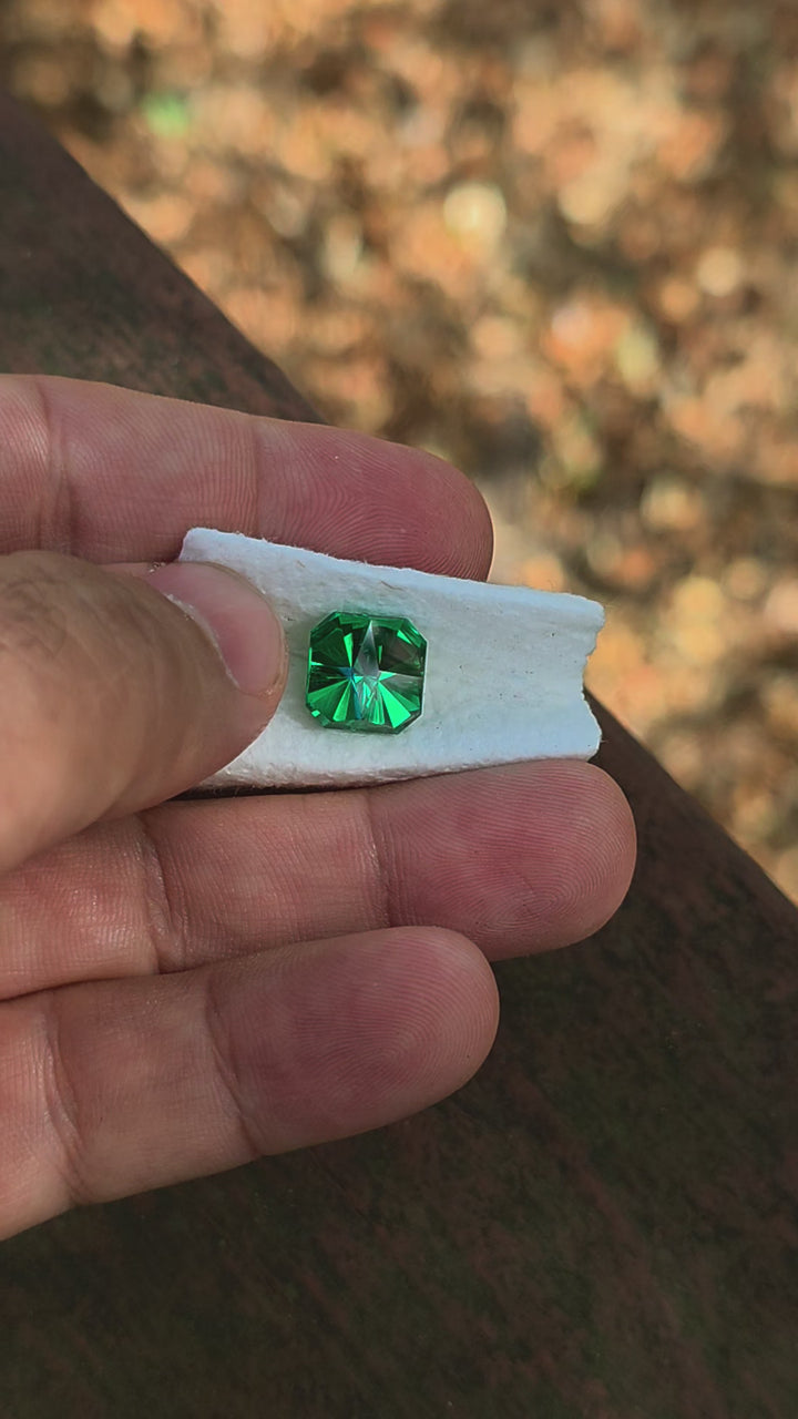 Green CTH YAG, Tessellation Cut, 8.40 Carats